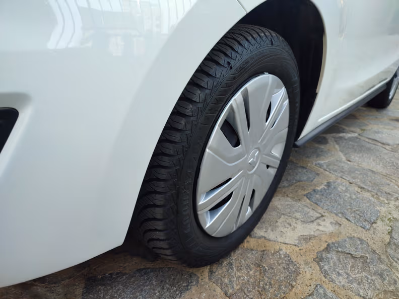 Mitsubishi Space Star - 16