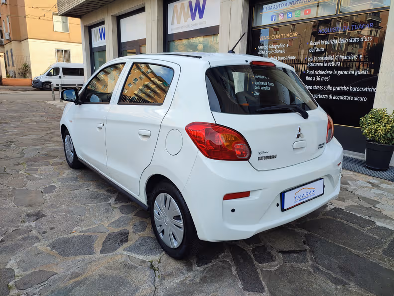 Mitsubishi Space Star - 3