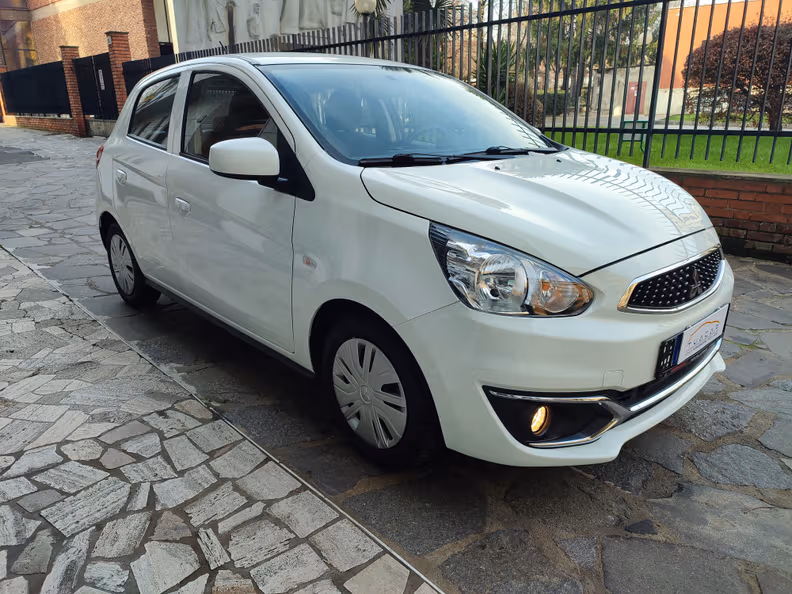 Mitsubishi Space Star - 6