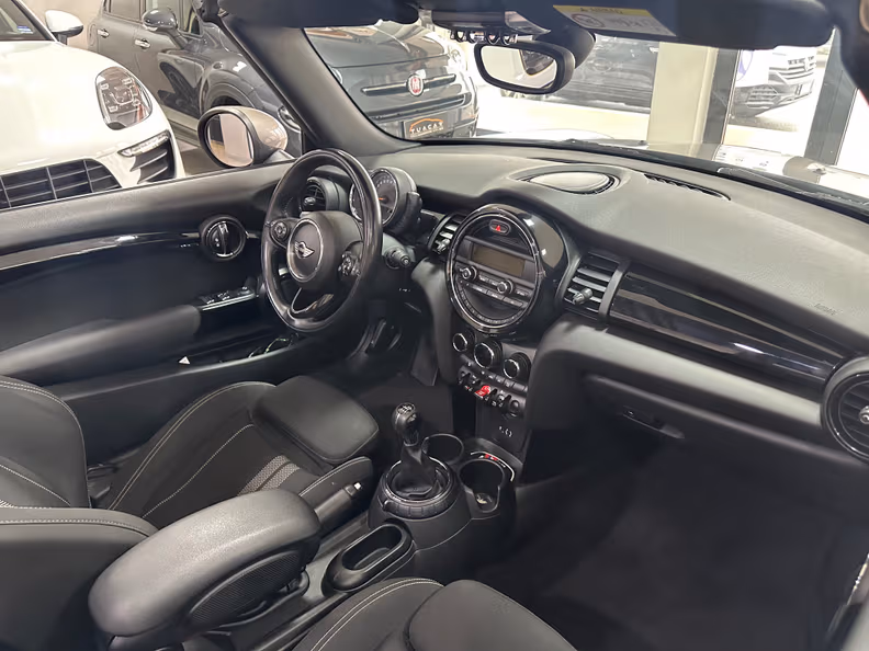 Mini Convertible - 10