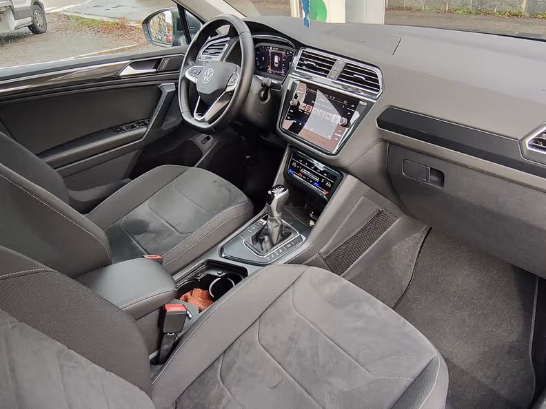 Volkswagen Tiguan - 29