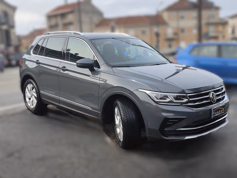 Volkswagen Tiguan - 3