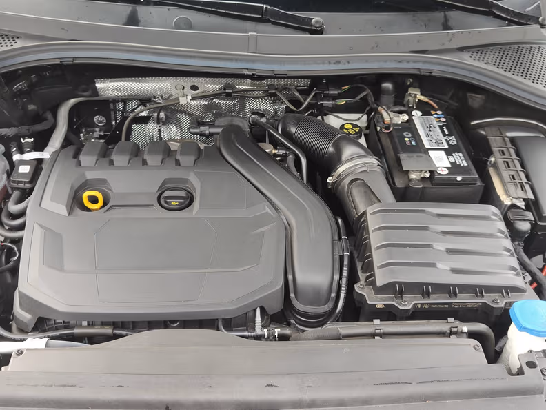 Volkswagen Tiguan - 8