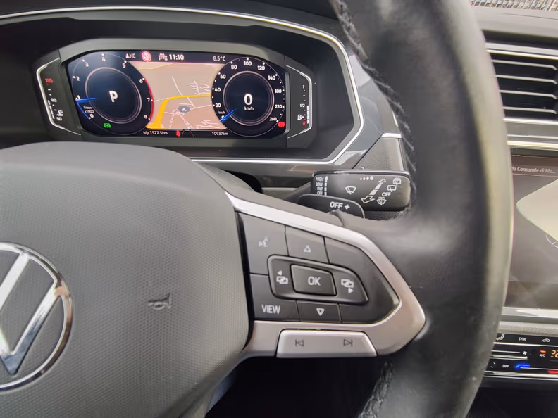 Volkswagen Tiguan - 20