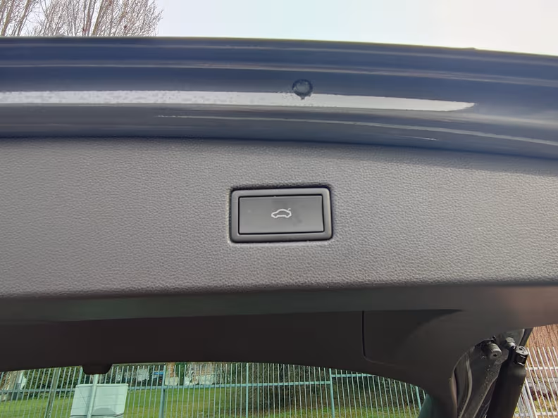 Volkswagen Tiguan - 14