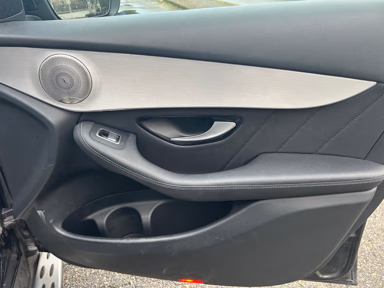 Mercedes-Benz GLC-Class - 28