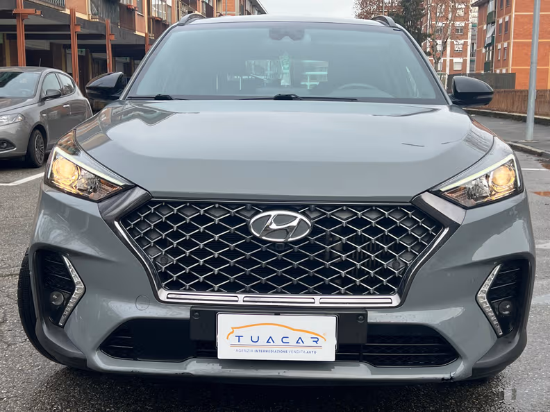 Hyundai Tucson - 2