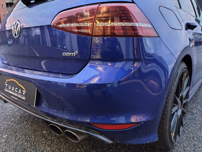 Volkswagen Golf - 33