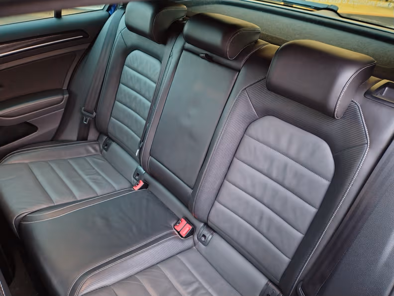 Volkswagen Golf - 26