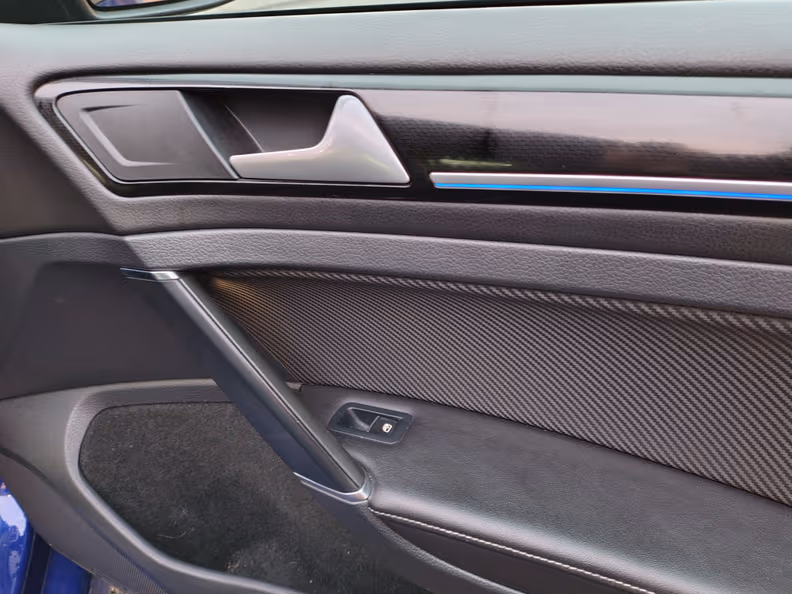 Volkswagen Golf - 30