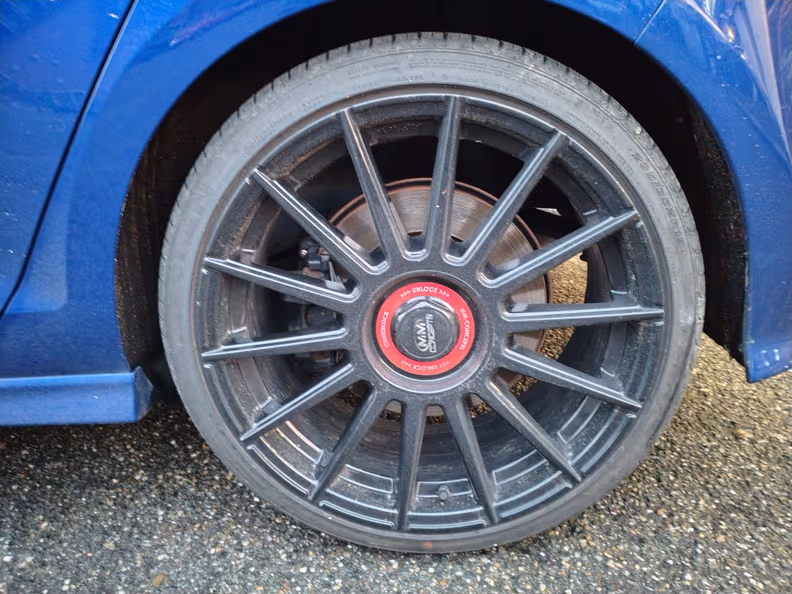 Volkswagen Golf - 46