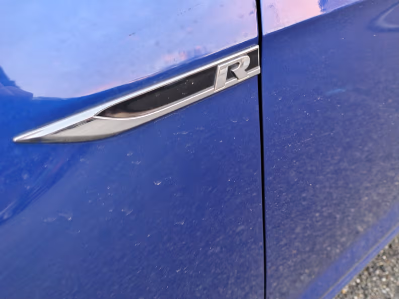 Volkswagen Golf - 31