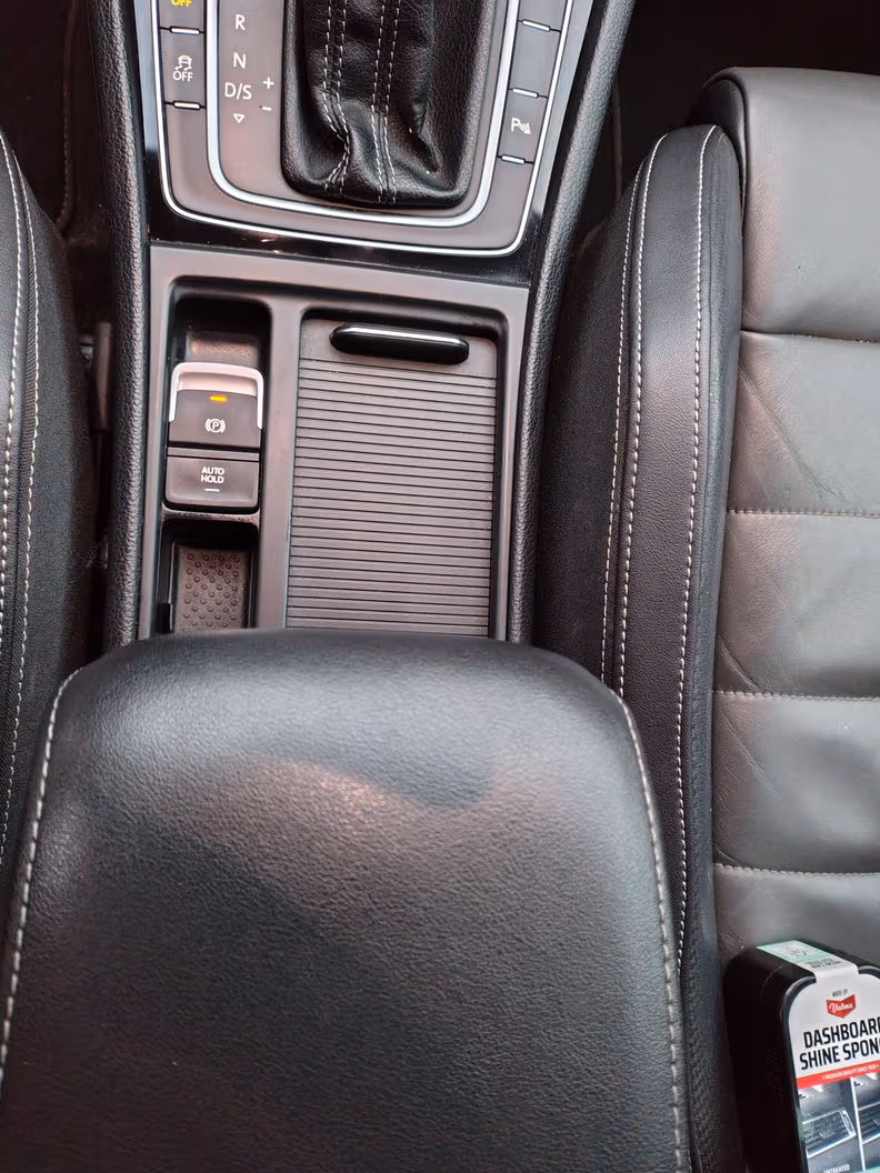 Volkswagen Golf - 20