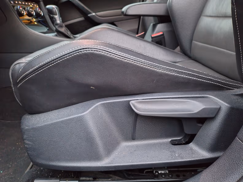 Volkswagen Golf - 23