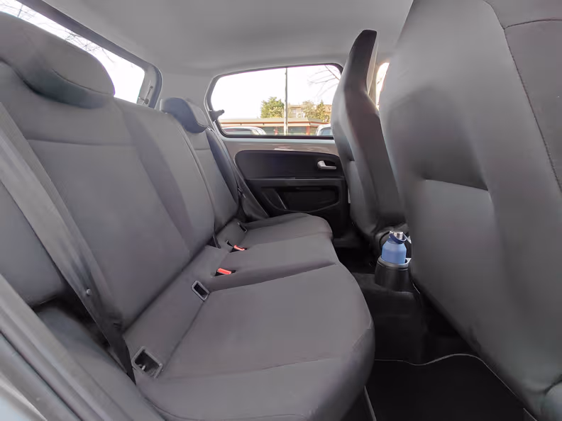 Volkswagen UP! - 12