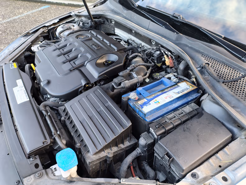 Volkswagen Golf - 32