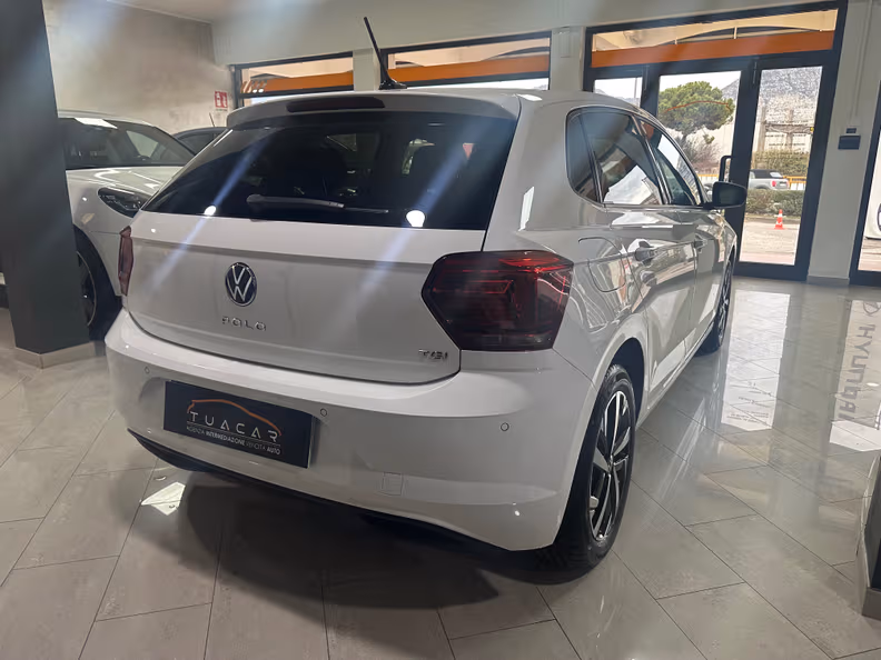 Volkswagen Polo - 4