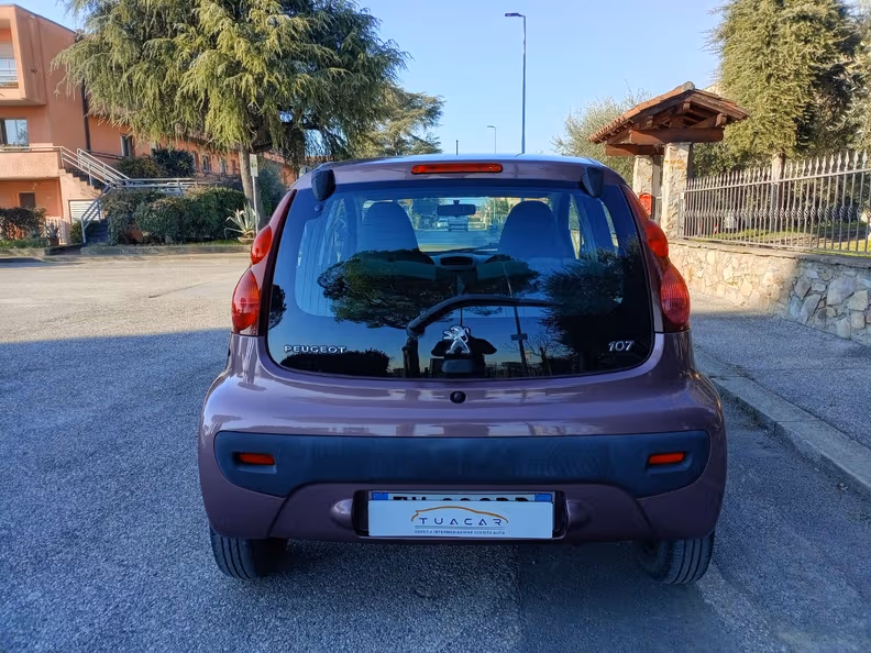 Peugeot 107 - 5