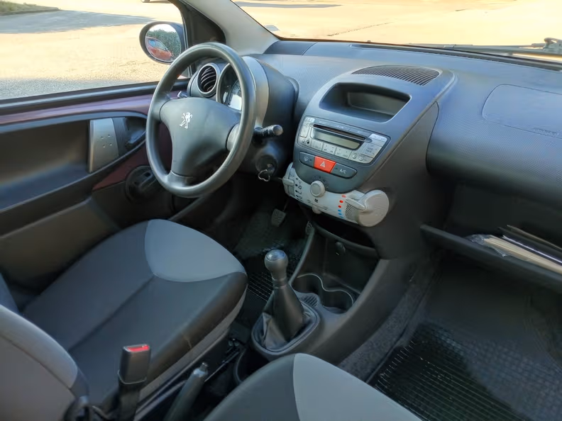 Peugeot 107 - 16
