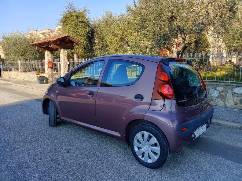 Peugeot 107 - 4