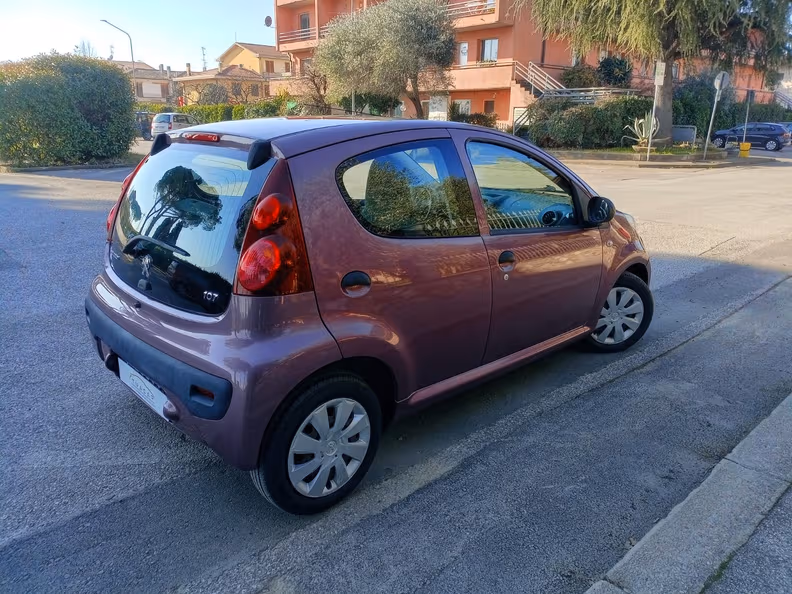 Peugeot 107 - 6